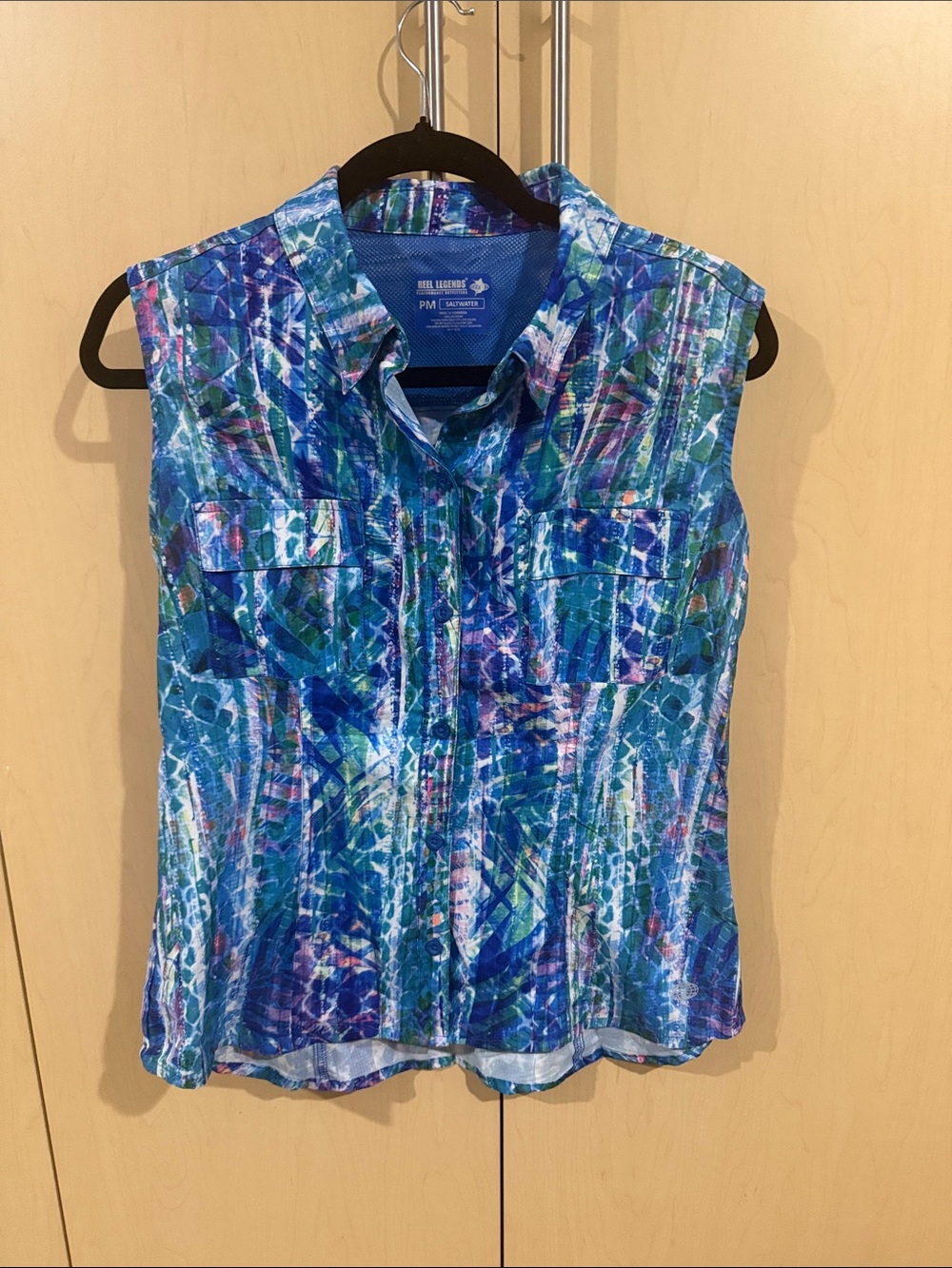 Reel Legends Blue Multicolor Sleeveless Button-Down Collared Top